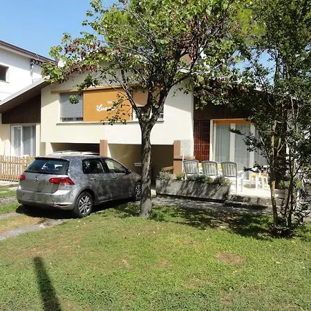 Comfy House In A Quiet Area Near The Vila *